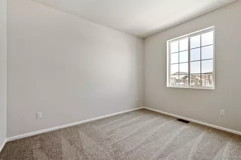 24504 E 37th Ave, Aurora, CO 80019 photo 6