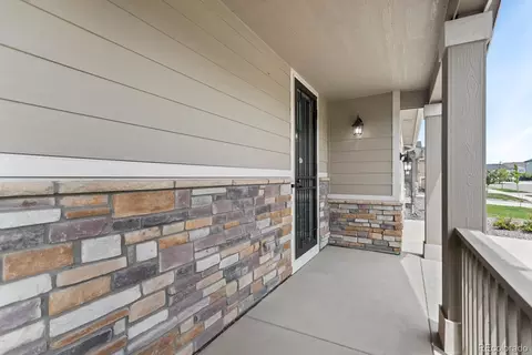 Exterior - 27209 E Cedar Ave, Aurora, CO 80018 photo 3 of 8