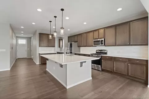 Kitchen - 27209 E Cedar Ave, Aurora, CO 80018 photo 7 of 7