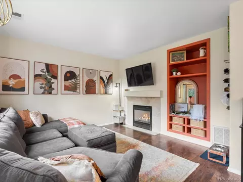 20280 E Red Fox Ln, Centennial, CO 80015