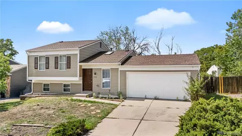 Exterior - 20503 E Batavia Dr, Aurora, CO 80011 photo 2 of 4
