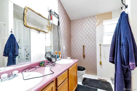 5263 Durham Ct, Denver, CO 80239 photo 12