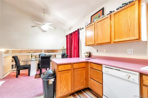 5263 Durham Ct, Denver, CO 80239 photo 8