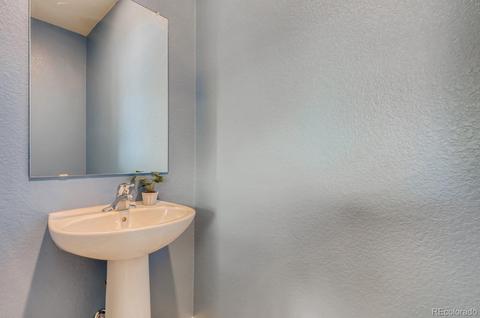 342 Walnut St, Bennett, CO 80102 photo 13