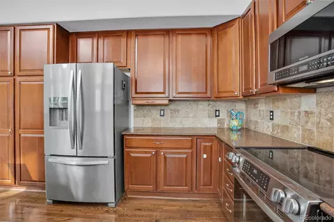 Kitchen - 24582 E Idaho Pl, Aurora, CO 80018 photo 3 of 3