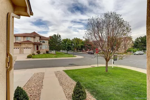 Exterior - 24582 E Idaho Pl, Aurora, CO 80018 photo 5 of 8