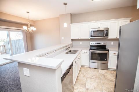 12331 E 2nd Dr, Aurora, CO 80011 photo 4
