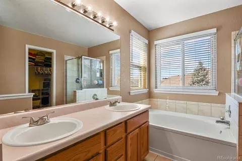 19486 E Bates Dr, Aurora, CO 80013 photo 23