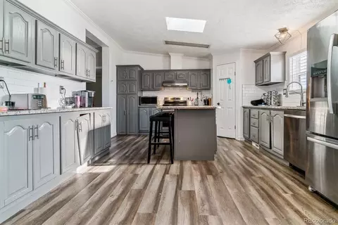17491 E 15th Pl, Aurora, CO 80011 photo 6