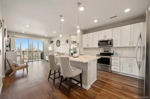 400 E Fremont Pl #205, Littleton, CO 80122