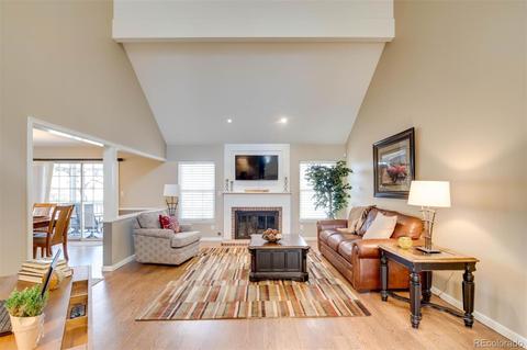 7162 S Poplar St, Centennial, CO 80112 photo 4