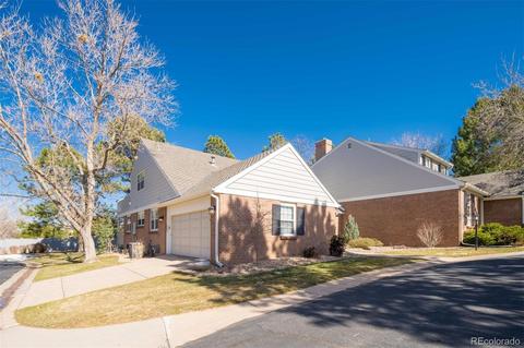 7162 S Poplar St, Centennial, CO 80112 photo 2