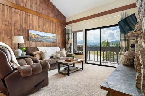 Living - 83 Gcr 8400 #E5, Fraser, CO 80482 photo 3 of 5