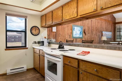 Kitchen - 83 Gcr 8400 #E5, Fraser, CO 80482 photo 3 of 3
