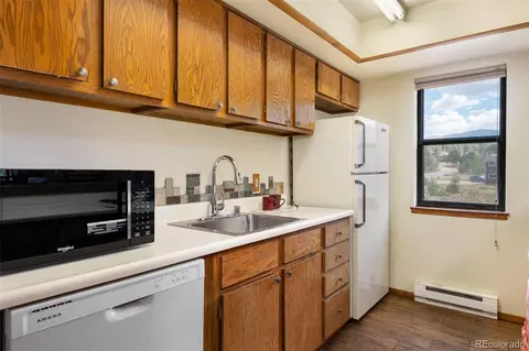 Kitchen - 83 Gcr 8400 #E5, Fraser, CO 80482 photo 1 of 3