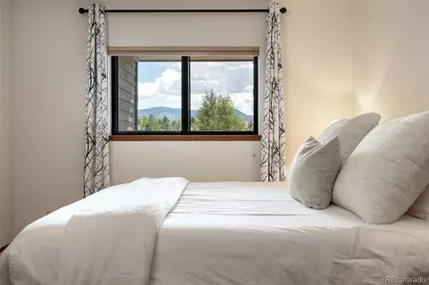 Bedroom - 83 Gcr 8400 #E5, Fraser, CO 80482 photo 5 of 6