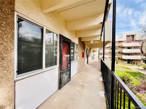 384 S Ironton St #203, Aurora, CO 80012