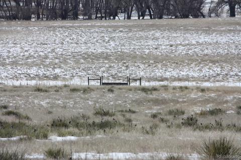 39731 E Costilla Ave, Bennett, CO 80102 photo 23