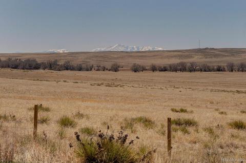 39731 E Costilla Ave, Bennett, CO 80102 photo 3