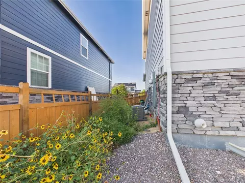 Exterior - 19918 E 62nd Ave, Aurora, CO 80019 photo 5 of 9