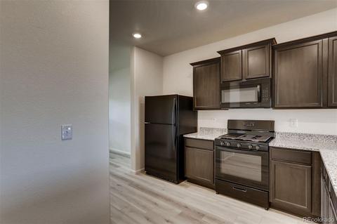 47512 Lilac Ave, Bennett, CO 80102 photo 8