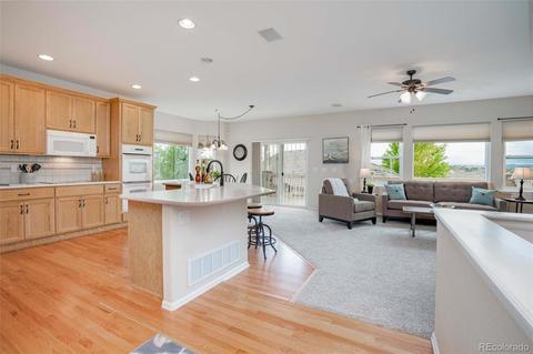 22584 E Peakview Pl, Aurora, CO 80016 photo 6