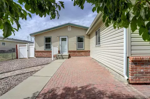 725 2nd St, Bennett, CO 80102 photo 2