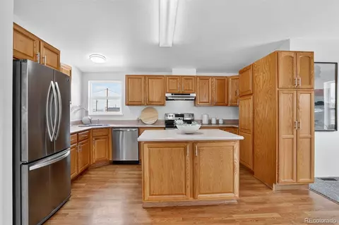 725 2nd St, Bennett, CO 80102 photo 9