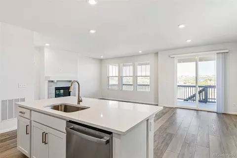 2098 Peachleaf Loop, Castle Rock, CO 80108 photo 14