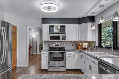 8427 Chase Dr, Arvada, CO 80003 photo 12