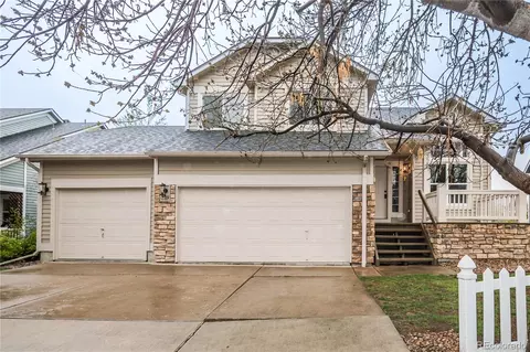 329 Lodgewood Ln, Lafayette, CO 80026