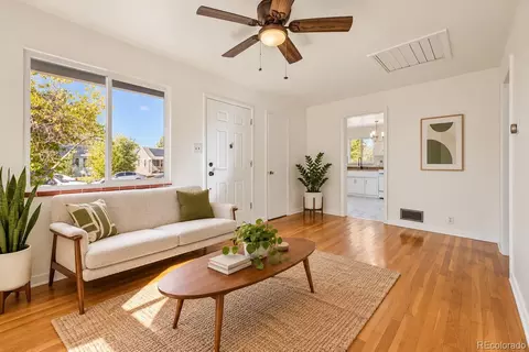 Living - 820 Oakland St, Aurora, CO 80010 photo 1 of 5