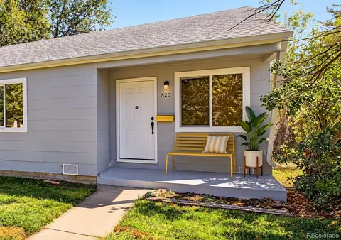 Exterior - 820 Oakland St, Aurora, CO 80010 photo 1 of 8