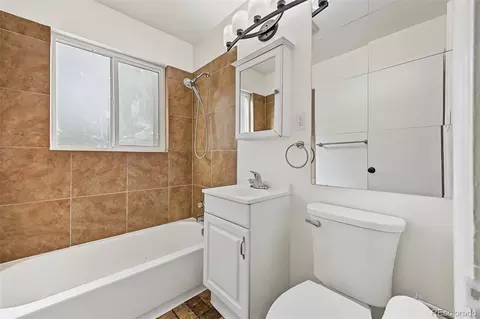 Bath - 820 Oakland St, Aurora, CO 80010 photo 1 of 3