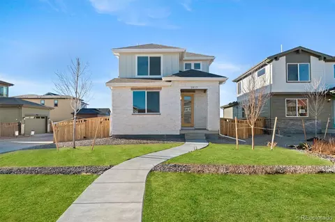 5929 N Liverpool St, Aurora, CO 80019