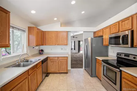 2680 E 94th Dr, Thornton, CO 80229 photo 10