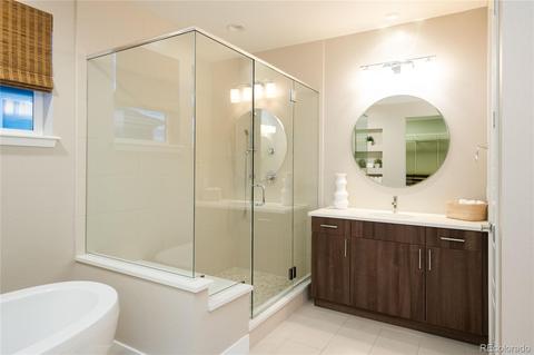 8892 E 53rd Ave, Denver, CO 80238 photo 27