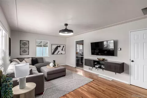 463 S Xavier St, Denver, CO 80219