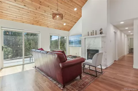 37 Forest Hill Rd, Black Hawk, CO 80422