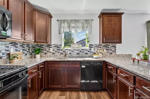 47322 Iris Ave, Bennett, CO 80102 photo 9