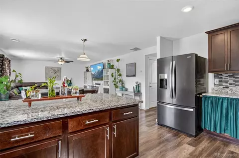 47322 Iris Ave, Bennett, CO 80102 photo 11
