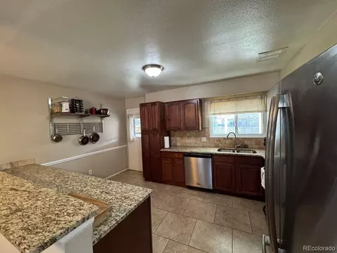Kitchen - 16006 E Warren Pl, Aurora, CO 80013 photo 1 of 2