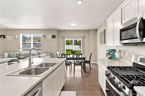 Kitchen - 6824 Morrison Dr, Frederick, CO 80530 photo 4 of 5