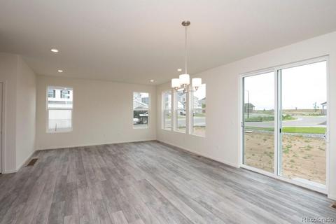 27694 E 7th Dr, Aurora, CO 80018 photo 11