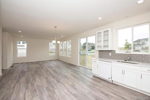 27694 E 7th Dr, Aurora, CO 80018 photo 10
