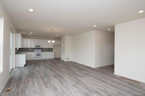27694 E 7th Dr, Aurora, CO 80018 photo 7