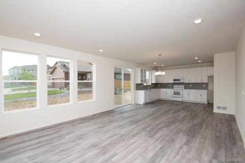 27694 E 7th Dr, Aurora, CO 80018 photo 6