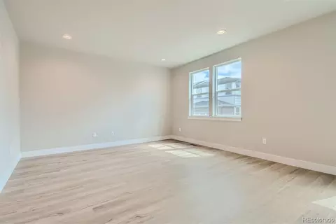 2781 E 102nd Pl, Thornton, CO 80229 photo 5