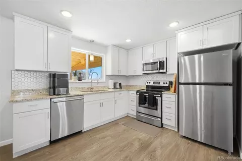 Kitchen - 425 Starlight Rd, Thornton, CO 80260 photo 2 of 2