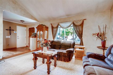 17294 E Kenyon Dr, Aurora, CO 80013 photo 5